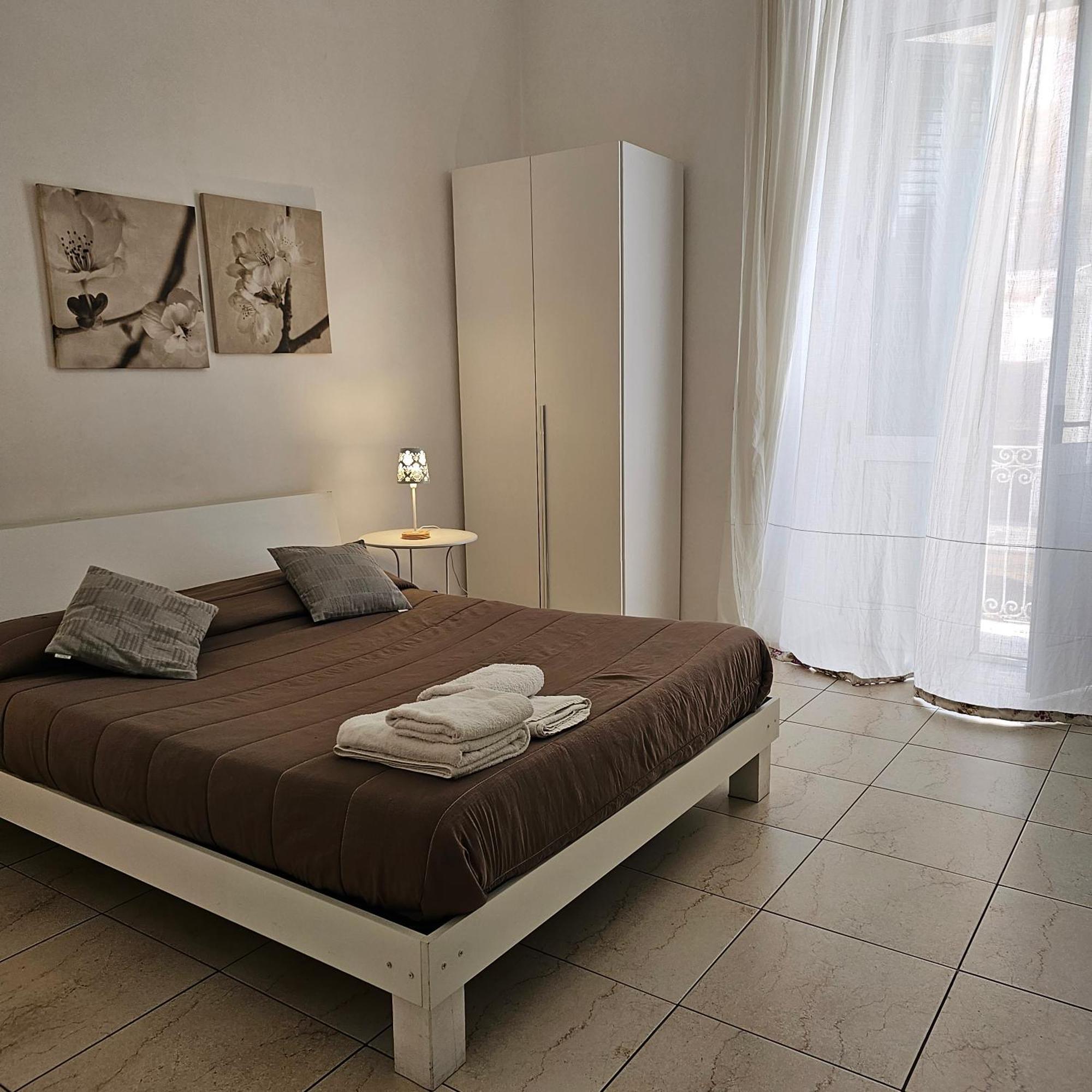 Duca70 "Suite Home" Taranto Esterno foto