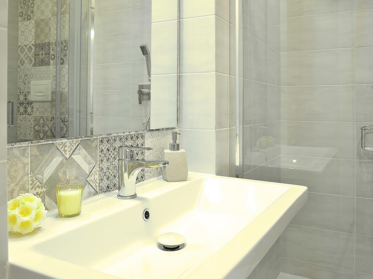 Duca70 "Suite Home" Taranto Esterno foto